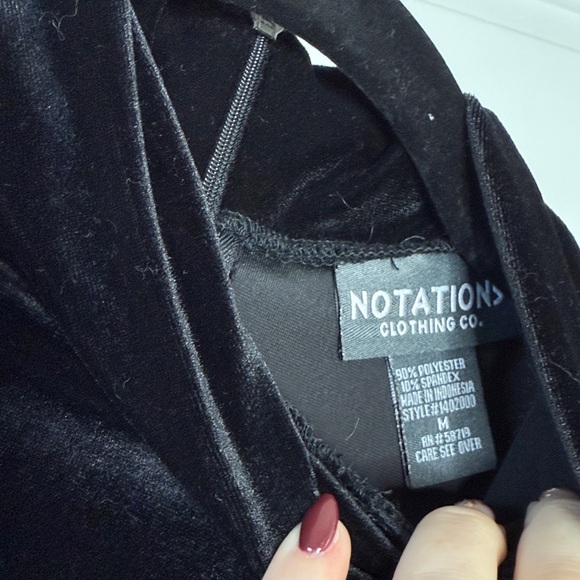 🔴Vintage Notations Clothing Co. Velvet Top NWT - Picture 2 of 3